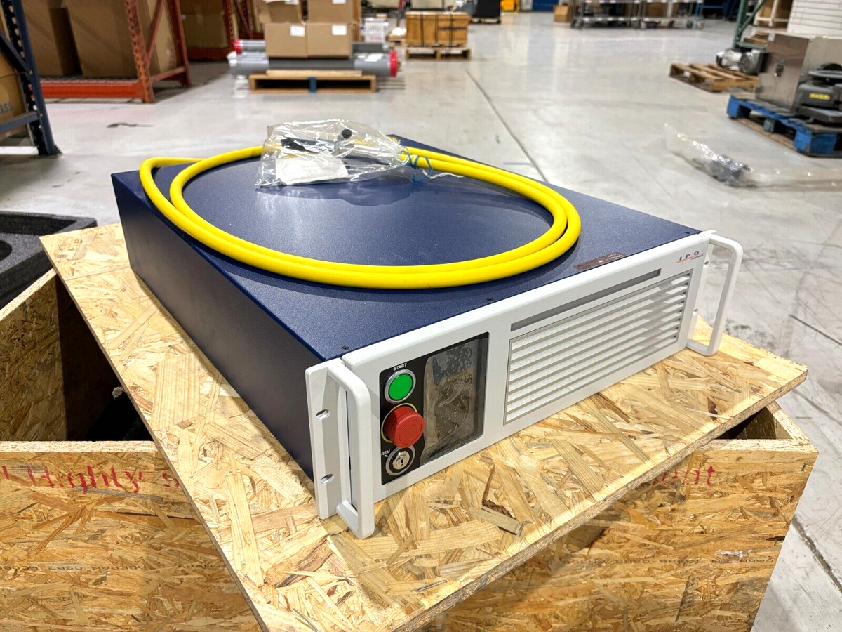 YLR-400-WC-Y14,P30-001214 | IPG YLR-400-WC-Y14 400W 1070nm CW Fiber Laser + P30-001214 Collimator - New – Open box - Maverick Industrial Sales