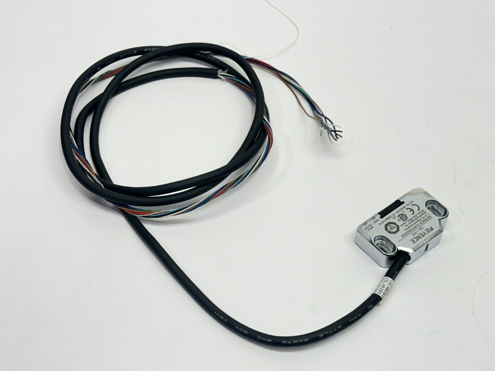 GS-11P5 | Keyence GS-11P5 Safety Interlock Switch PNP 5m Cable NO KEY