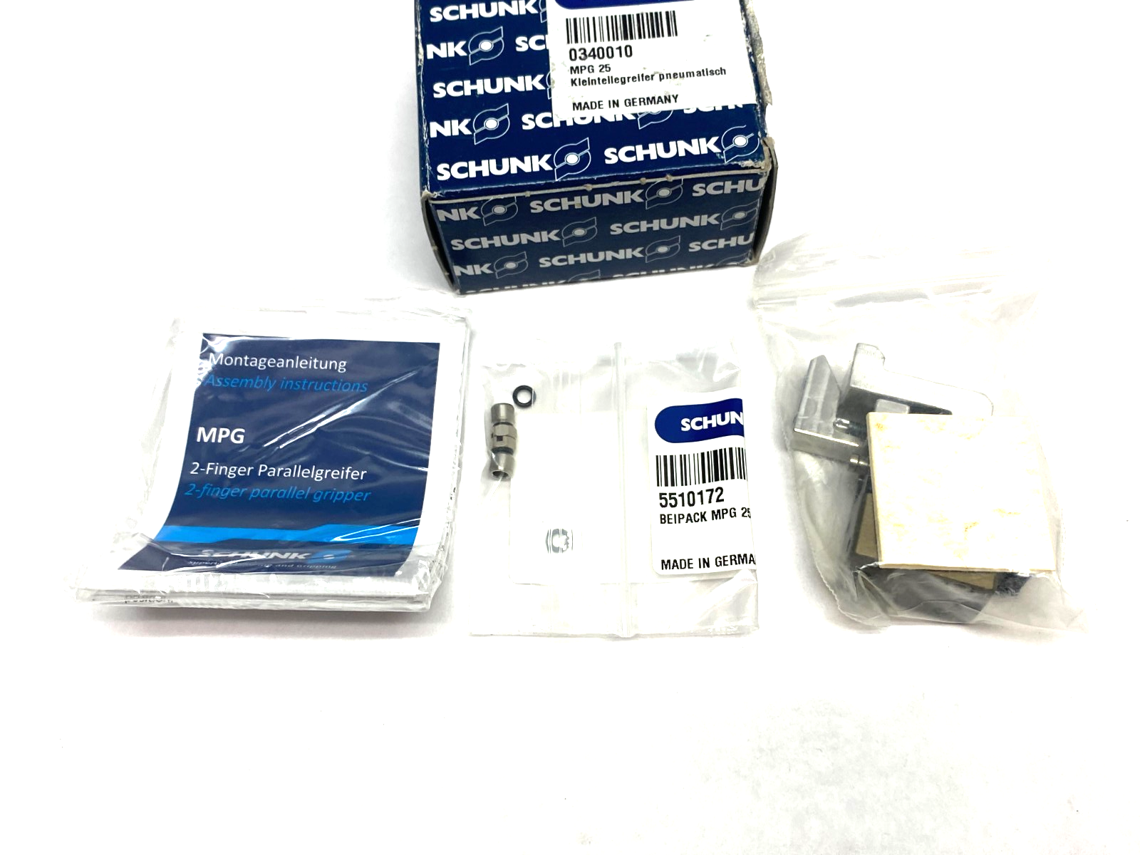 0340010 | Schunk 2-Finger Parallel for Small Components MGP 25, 3mm Stroke per Jaw - New – Open Box - Maverick Industrial Sales