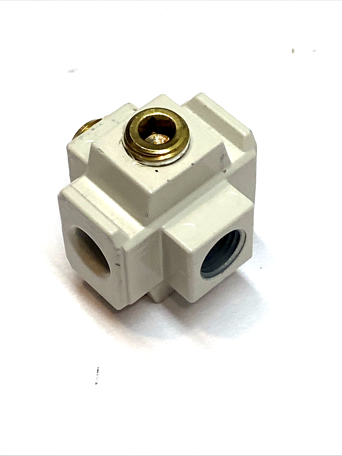 Y24-N02-A | SMC Cross Spacer for AC20-A Modular FRL 1/4" NPT - New – Open box - Maverick Industrial Sales