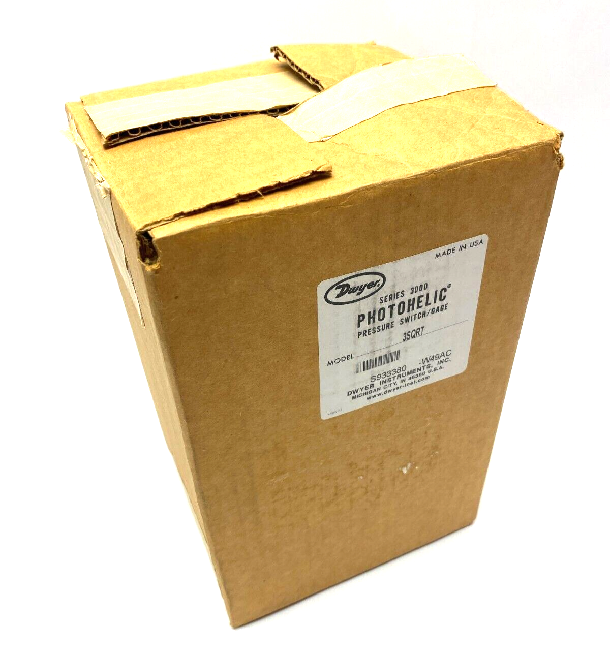 Dwyer 3SQRT Series 3000 Photohelic Pressure Switch/Gage - Maverick Industrial Sales