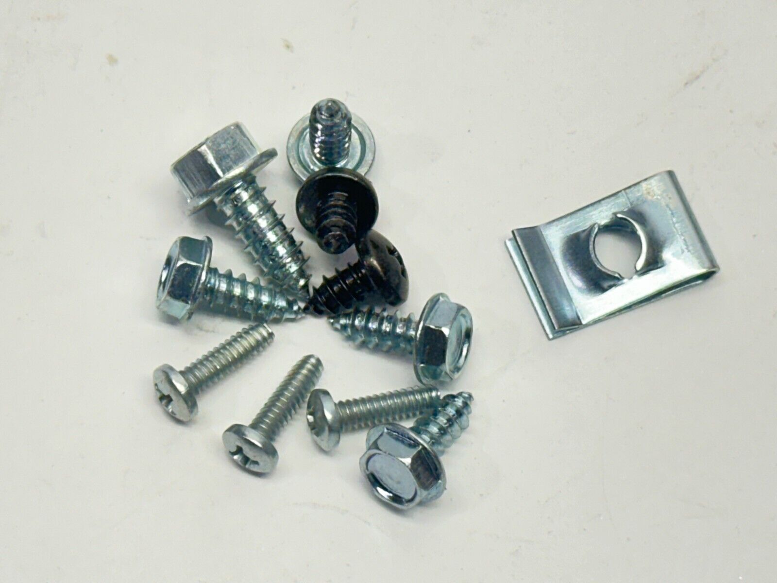 Trane PAN01541 Vertical Auxiliary Drain Pan And Fasteners w/ UNT-IOM-5 Manual - Maverick Industrial Sales