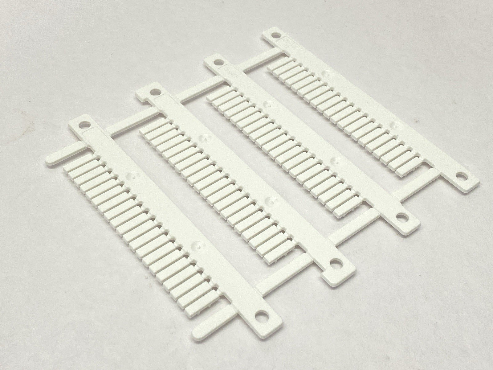 Cembre 41092 Terminal Marker Tag MG-CPM-01 QTY OF 1600 - Maverick Industrial Sales