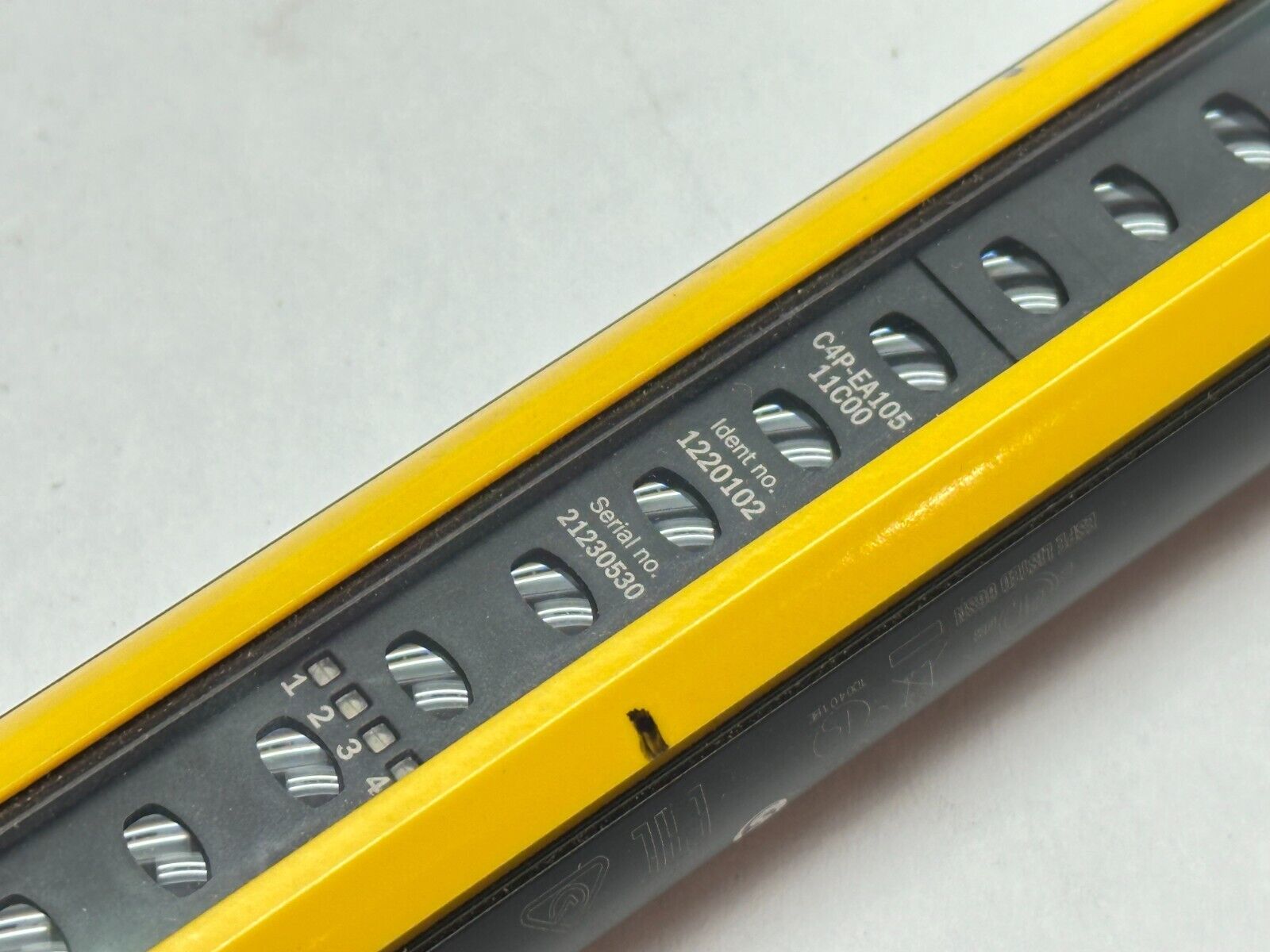 Sick C4P-EA10511C00 deTec4 Safety Light Curtain Receiver 24VDC 1220102 - Maverick Industrial Sales