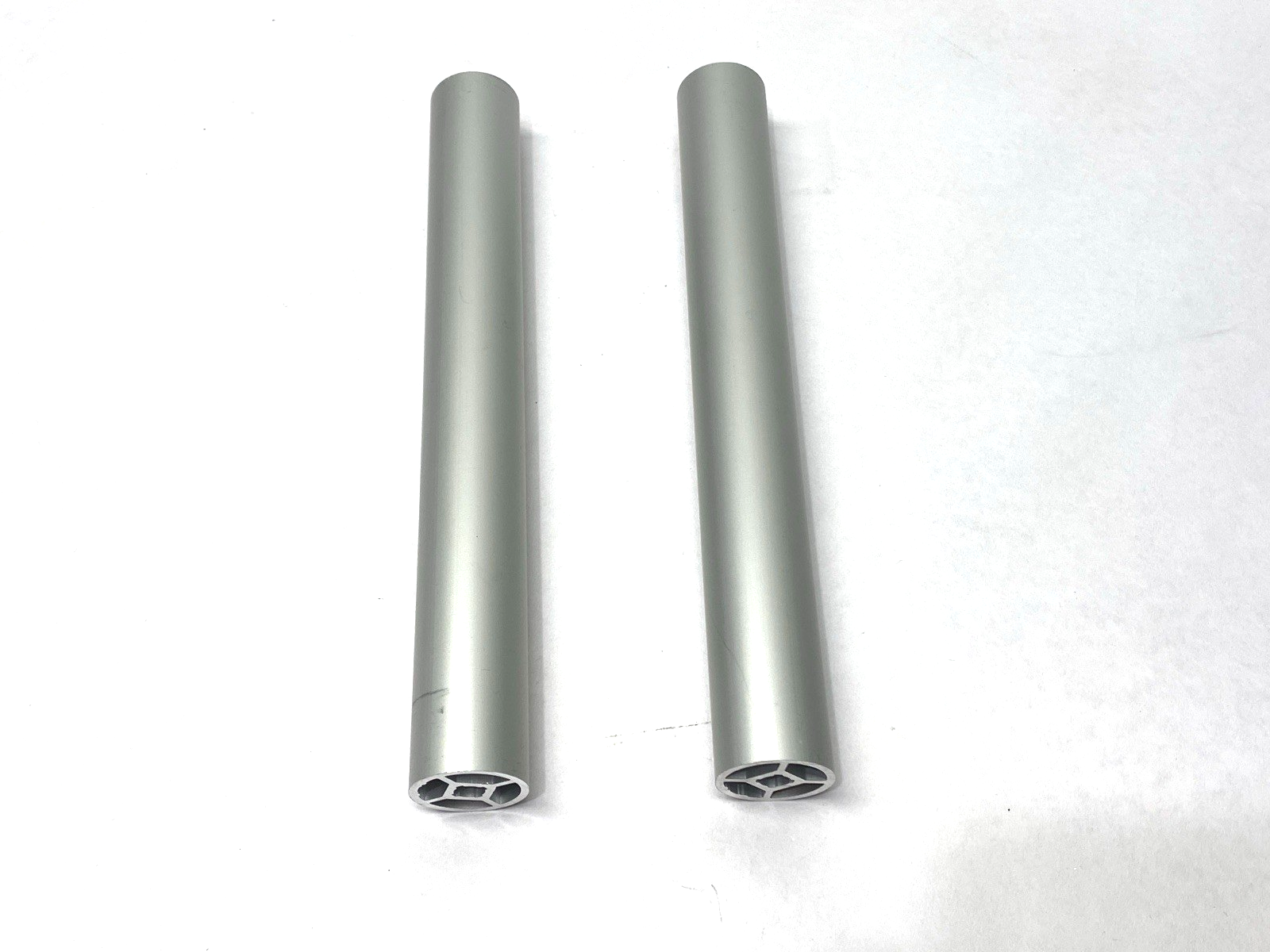 3842993317 | Rexroth Aluminum Round Strut Round Tube D28 224mm L30-6000 LOT OF 2 - New Other - Maverick Industrial Sales