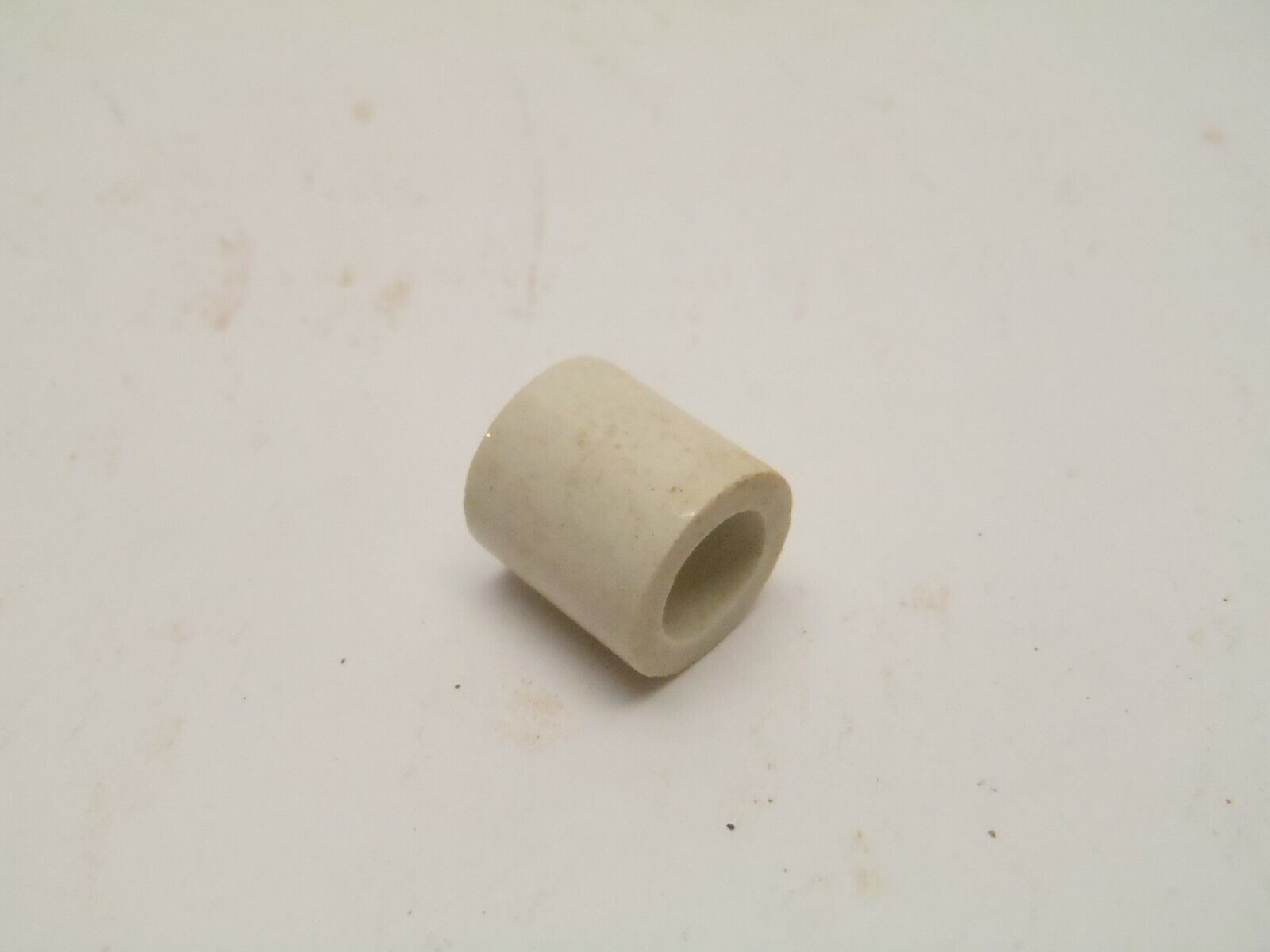 Blue M Electric M23 B16 Ceramic Insulators - Maverick Industrial Sales