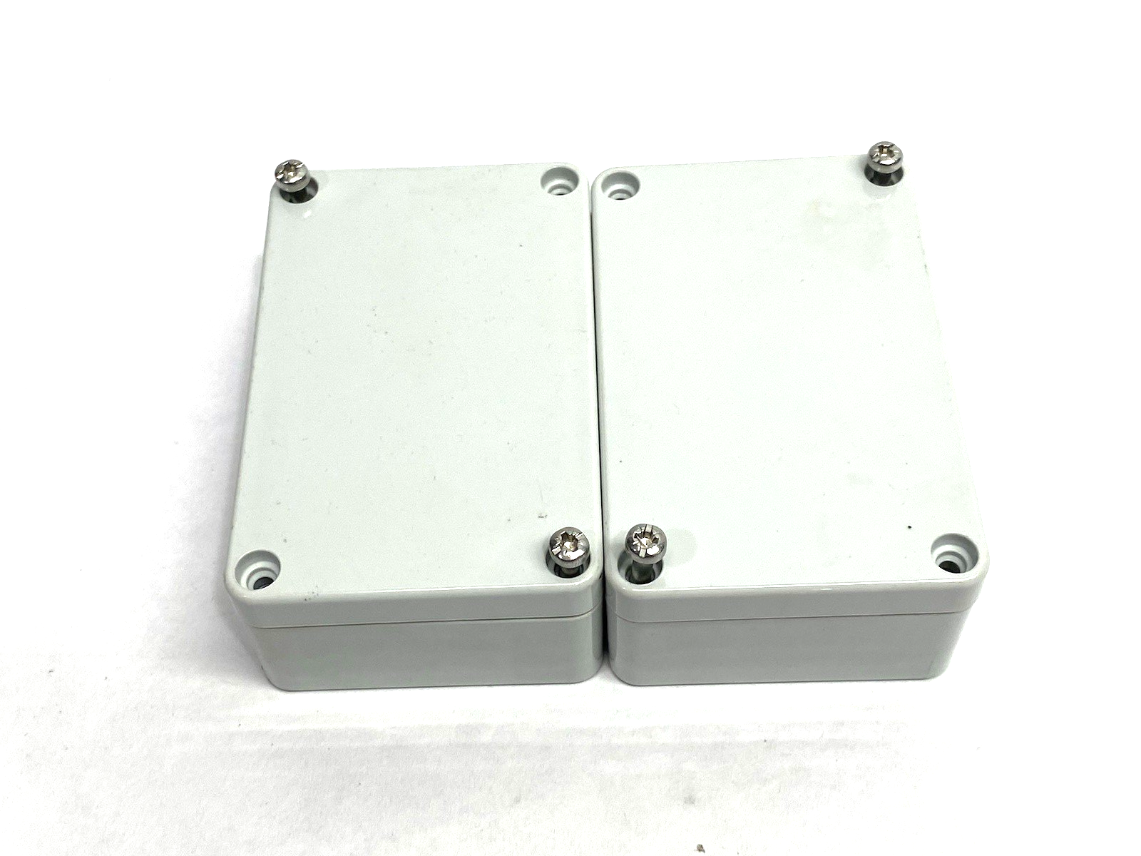 HW-S906003WW | Hubbell Stahlin Non-Metallic Enclosure NEMA 4X LOT OF 2 - New – Open box - Maverick Industrial Sales