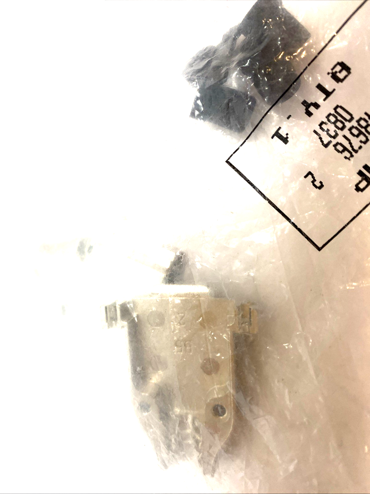 5748676-2 | AMP D-Sub Backshell Size 2 Shielded 180° 15 Pos Cable Clamp - New - Maverick Industrial Sales