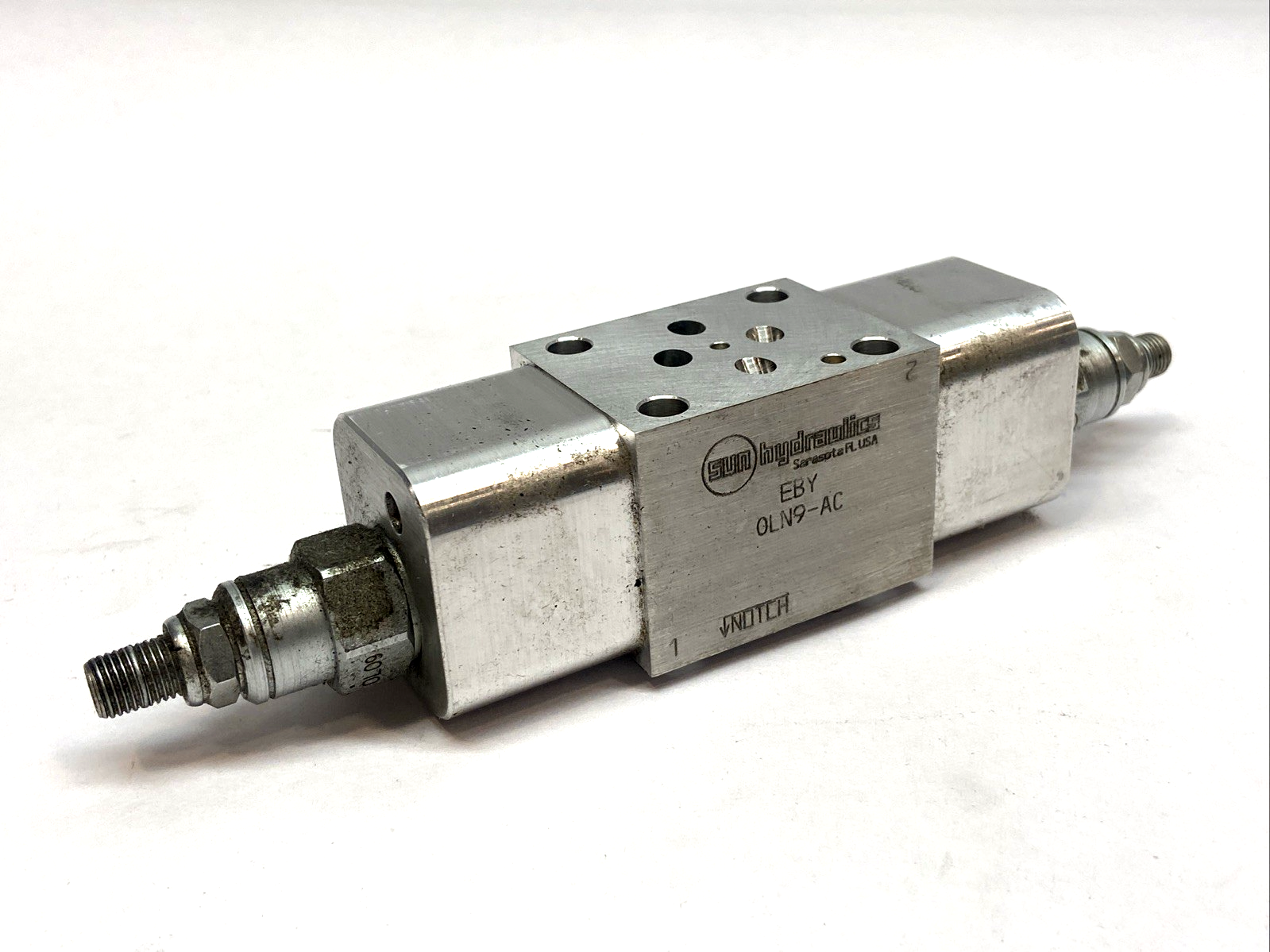 EBY-0LN9-AC | Sun Hydraulics ISO 03 Hydraulic Manifold - Used - Maverick Industrial Sales