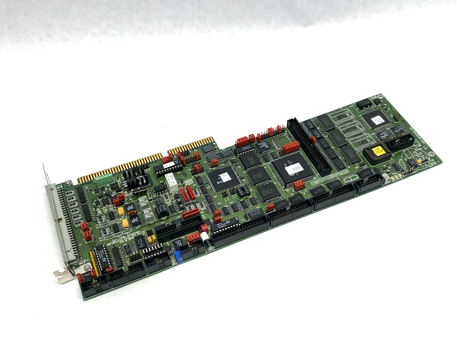 47715200