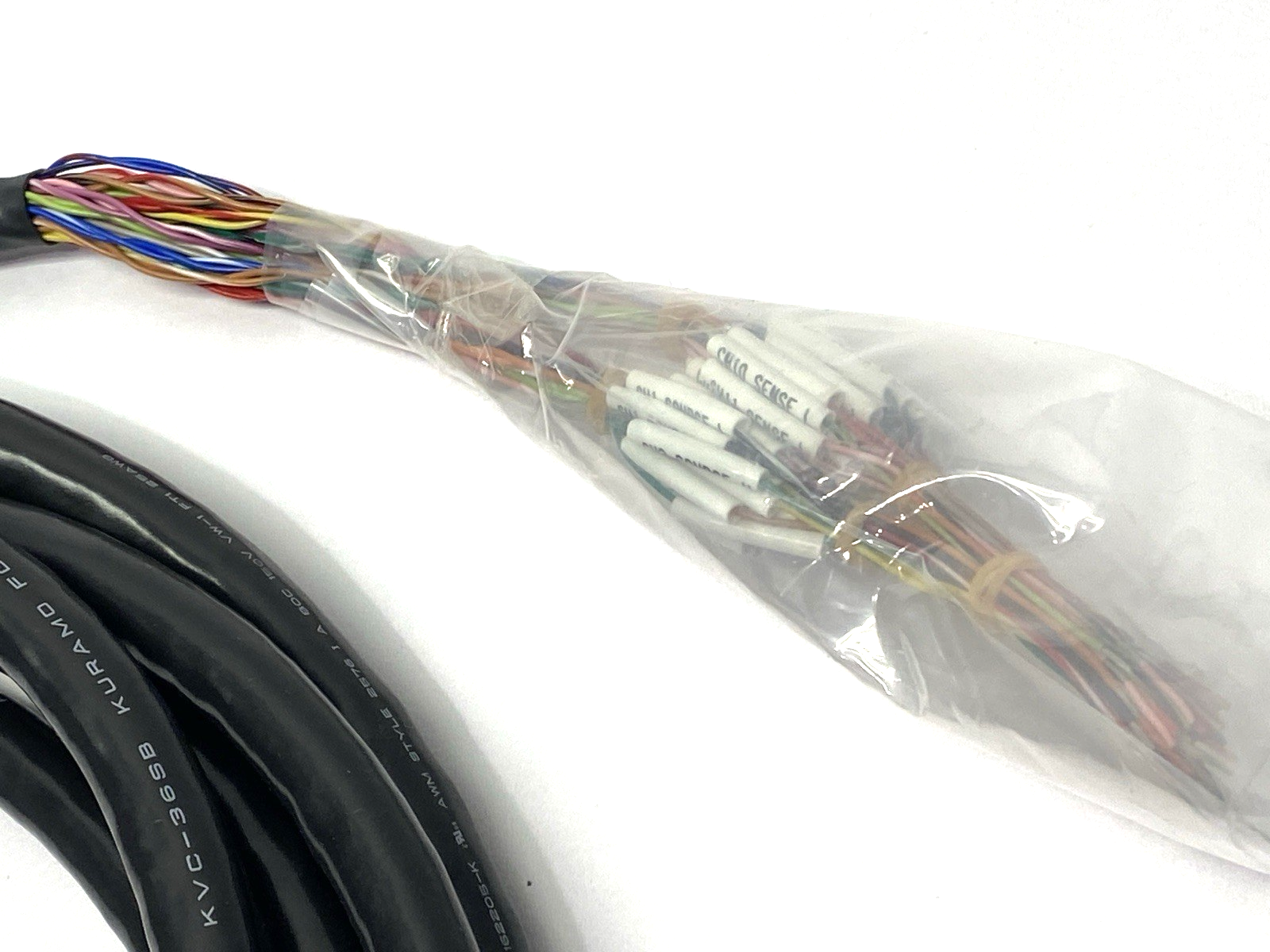 KVC-36SB | Kuramo Connector Cable, 11-Channel, 5m - New – Open box - Maverick Industrial Sales
