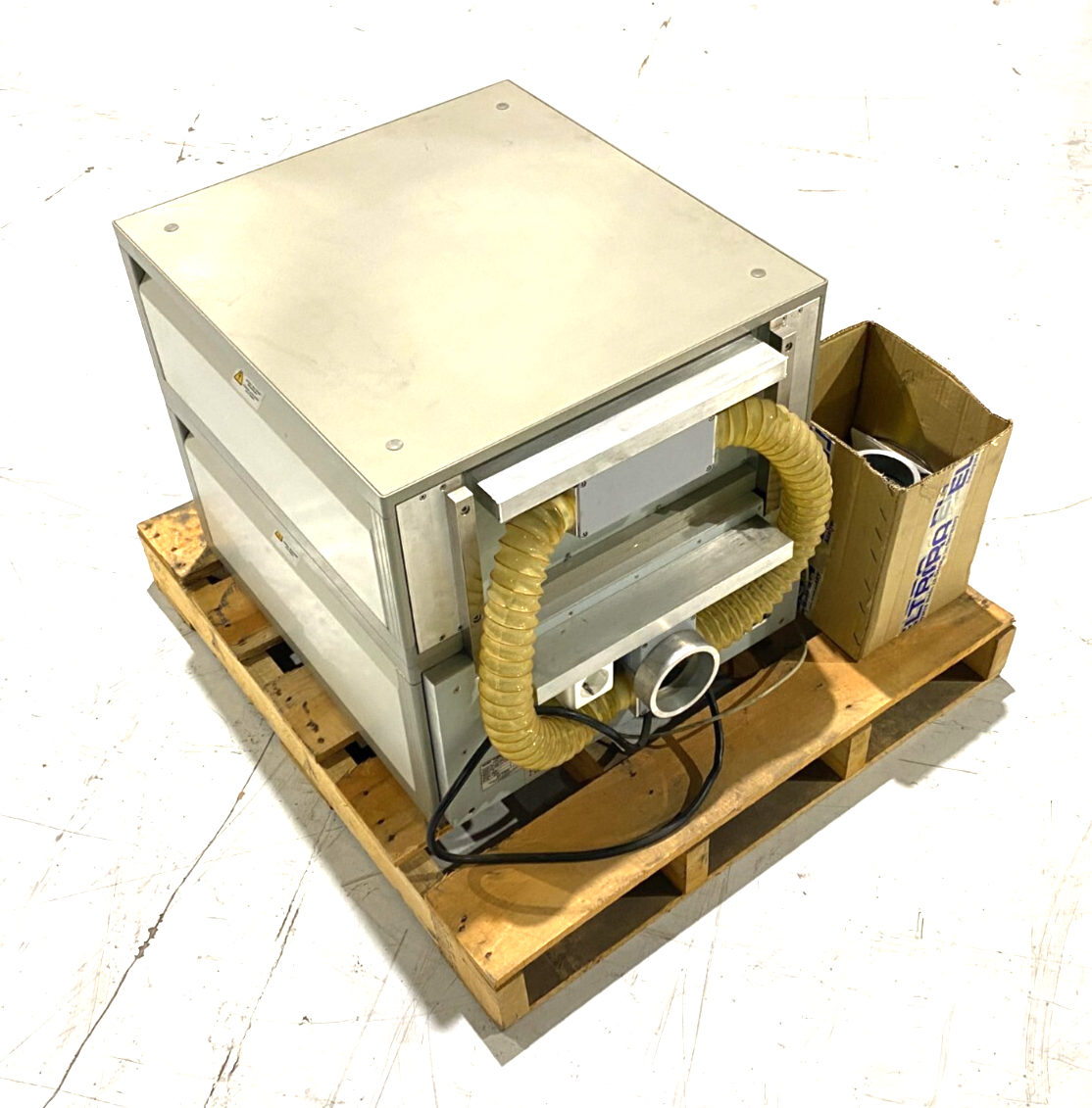 Eltra THERMOSTEP Thermogravimetric Analyzer 3600W 16A FOR PARTS - Maverick Industrial Sales