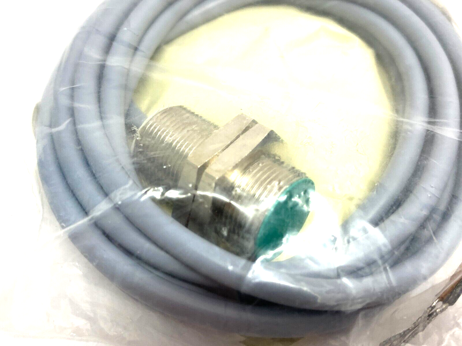 Baumer Electric IFRM 18P1701/L Inductive Proximity Sensor 8mm Sensing Distance - Maverick Industrial Sales
