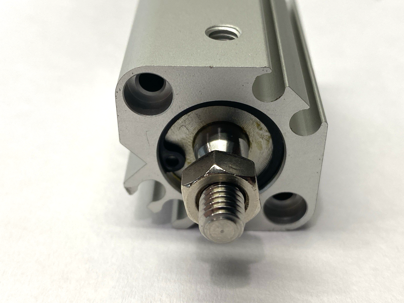 SMC CDQ2B16-15DMZ Compact Pneumatic Cylinder 16mm Bore 15mm Stroke DAMAGED - Maverick Industrial Sales