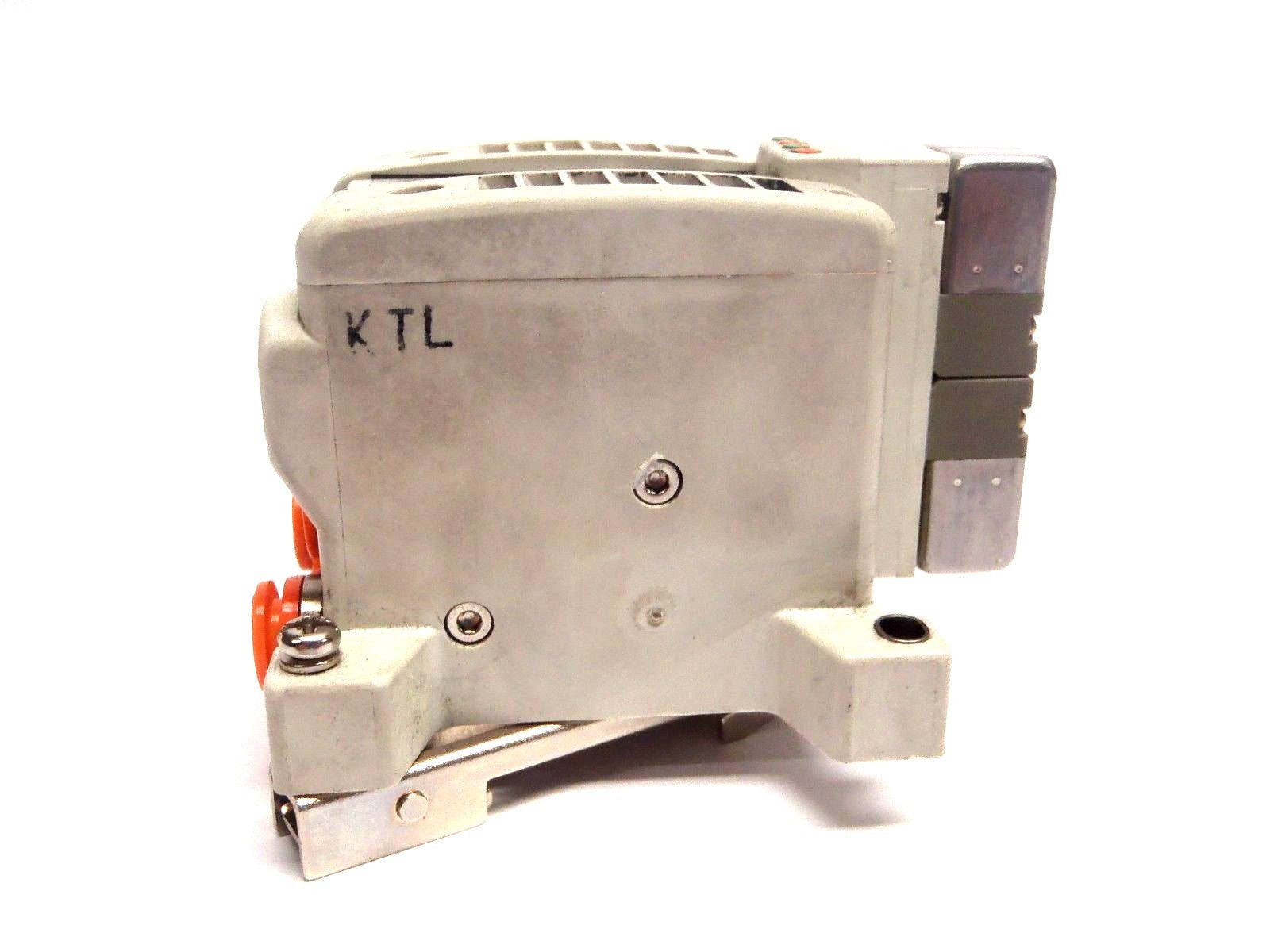 SMC Connector Mainifold With (2) VQC1400N-51 Valves 0.1-0.7MPa 2 Valve - Maverick Industrial Sales