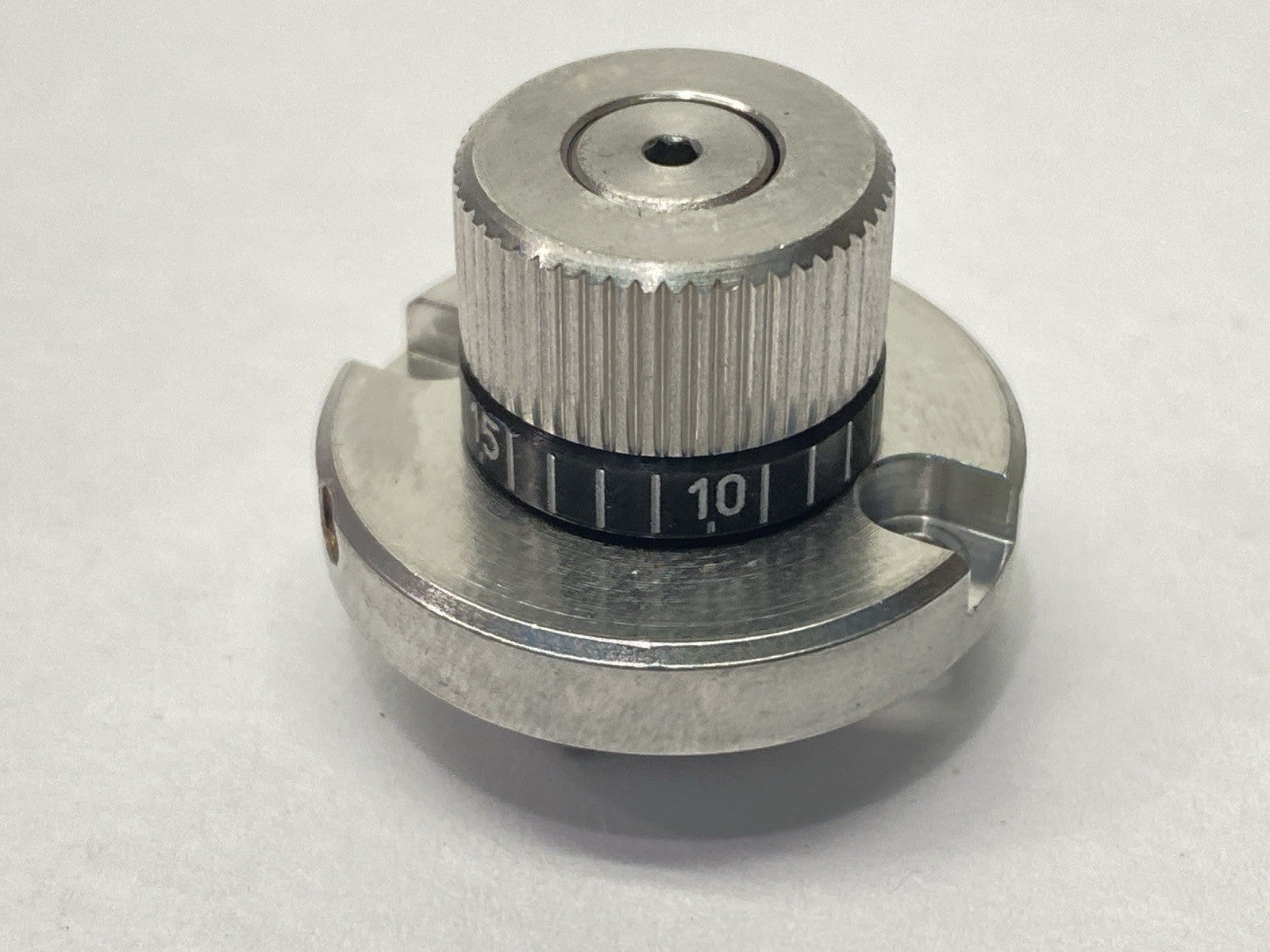 7361400 | Nordson EFD KIT V XQR41 Cap-Non Adjust - New – Open box - Maverick Industrial Sales