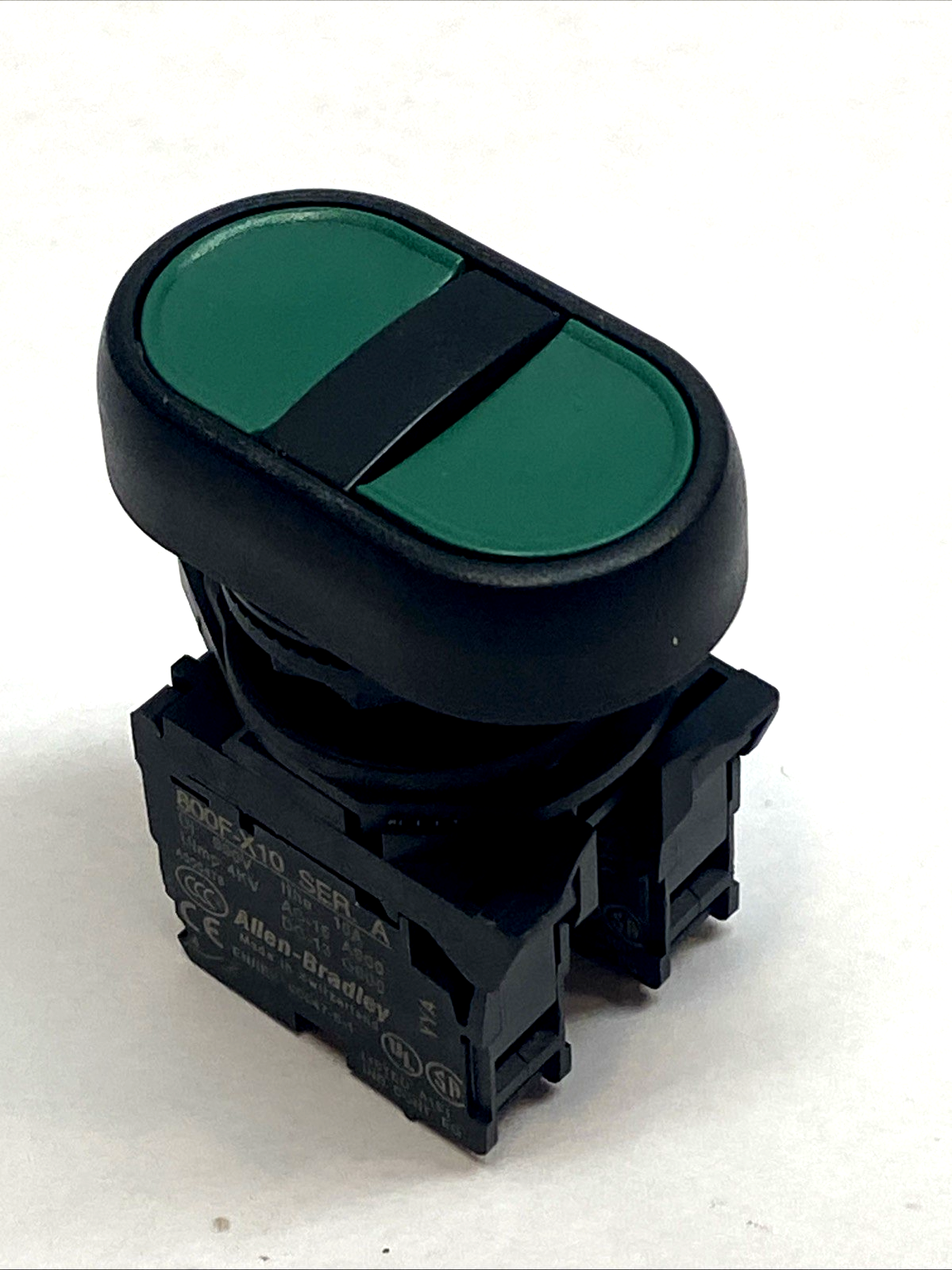 Allen-Bradley 800FP-U2F3F3 Green 2-Pos Push Button 22mm w/ 800F-X10 2NO - Maverick Industrial Sales