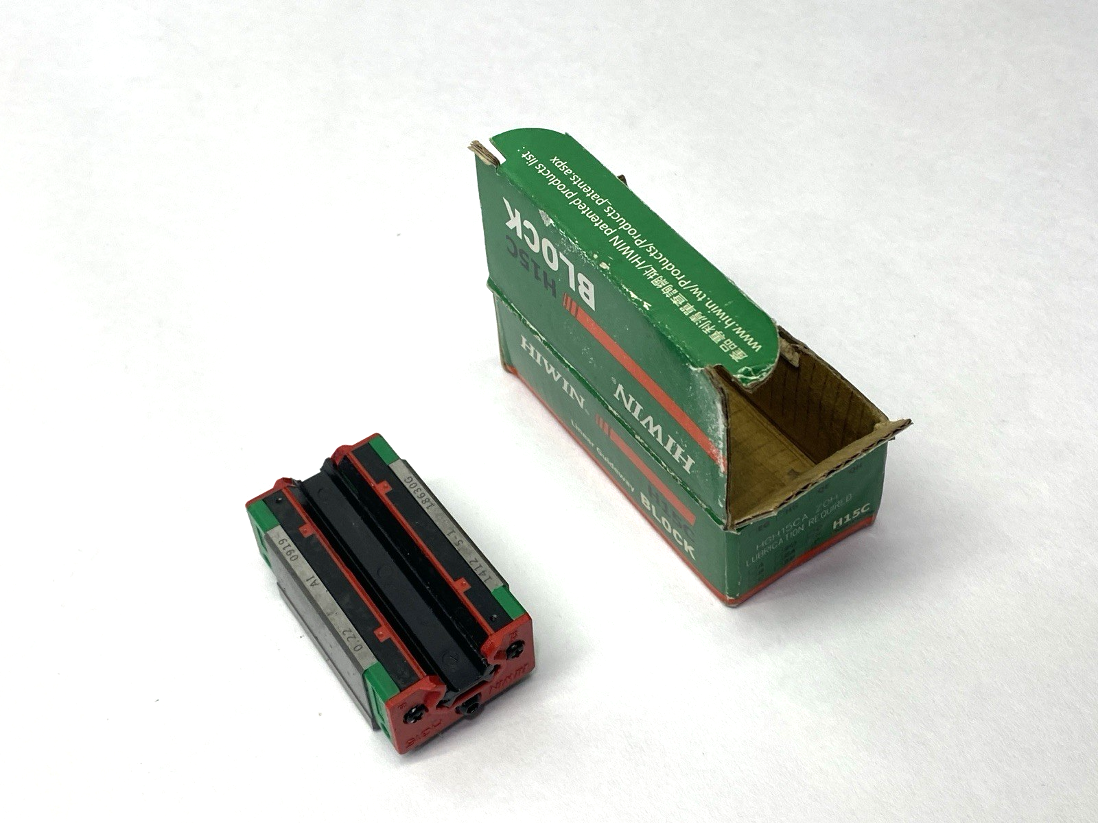 Hiwin HGH15CAZ0H Linear Guideway Block 28mm x 34mm x 61.4mm - Maverick Industrial Sales