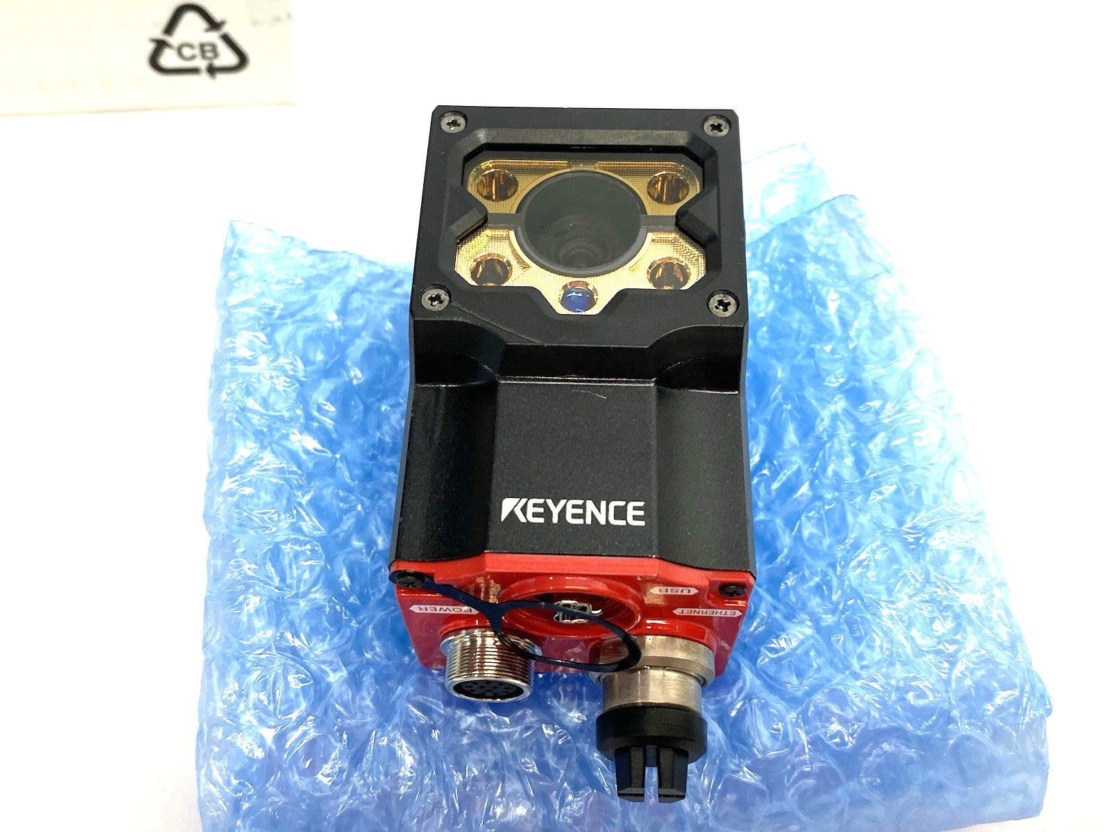 Keyence SR-1000W Automatic Focus 1D/2D Code Reader, Wide-Field Type SMALL SCUFF - Maverick Industrial Sales