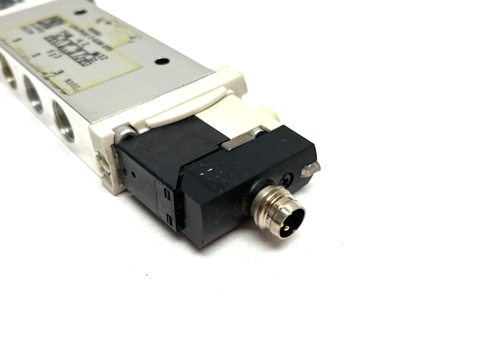 VUVG-L14-P53C-T-G18-1P3 | Festo Solenoid Valve, Piston Gate 5/3 Closed, 556501 - Used - Maverick Industrial Sales