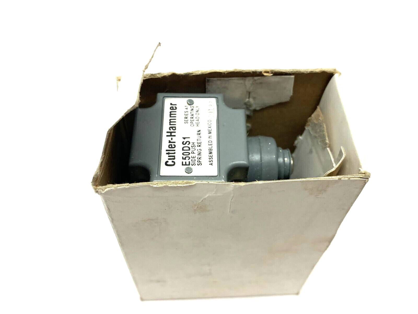 E50AS1 | Eaton Cutler-Hammer Plunger Limit Switch Surface Mount NEMA Heavy Duty - New – Open box - Maverick Industrial Sales
