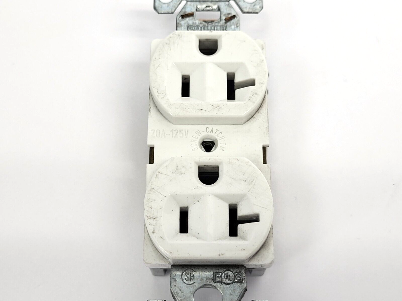 Cooper CR20V Duplex Outlet Recepticles 20A 125V - Maverick Industrial Sales