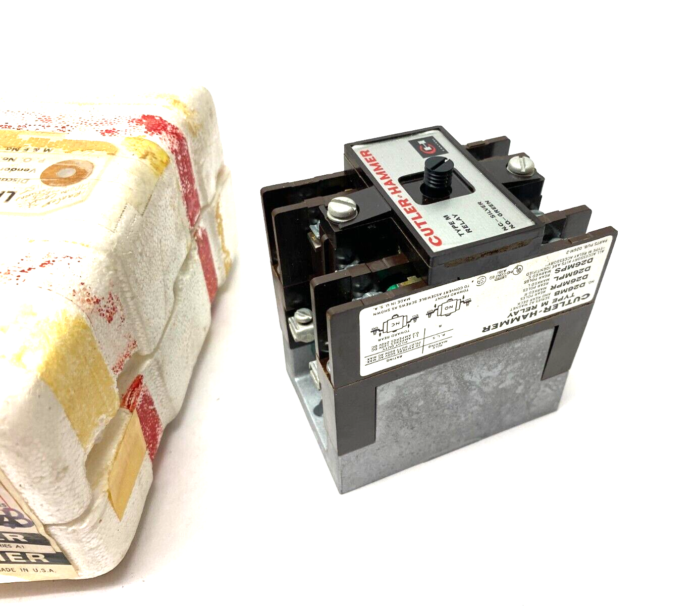 Cutler-Hammer D26MR22B Type M AC Relay 600V 2 N.O. 2 N.C. Poles 240V Coil - Maverick Industrial Sales