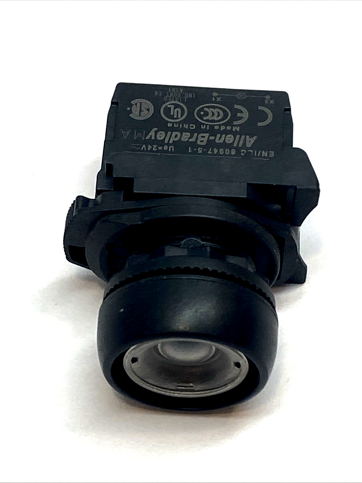 800FP-LF3 | Allen-Bradley Green 22mm Illuminated PB NO COVER W/ 800F-N3G 24V SER B - Used - Maverick Industrial Sales