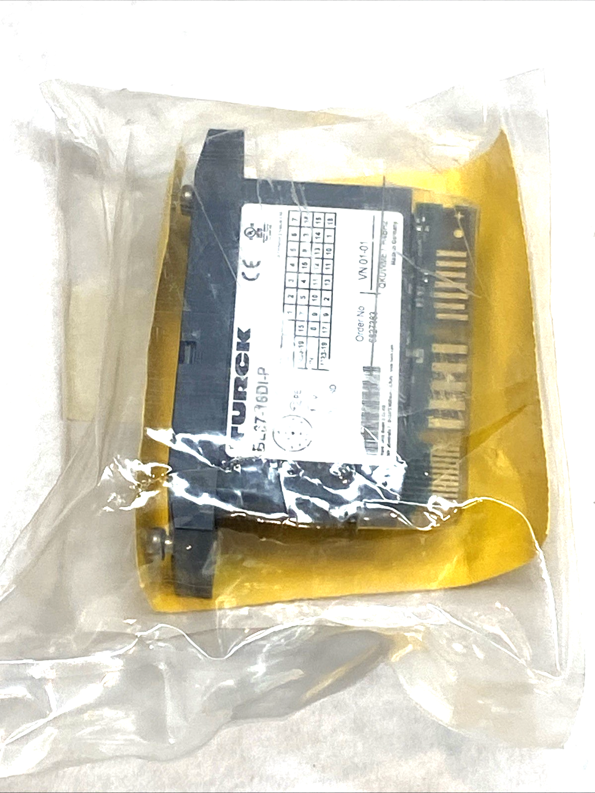 BL67-16DI-P | Turck Electronic I/O Module PNP 16-Digital Inputs 6827383 - New - Maverick Industrial Sales