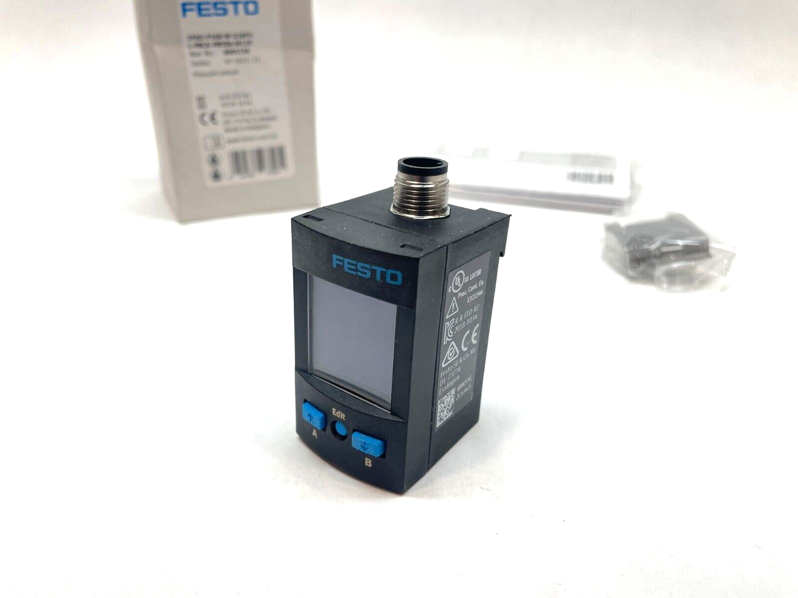 8001230 | Festo SPAU-P10R-W-G18FD-L-PNLK-PNVBA-M12U Pressure Sensor, IO-Link, - New - Maverick Industrial Sales