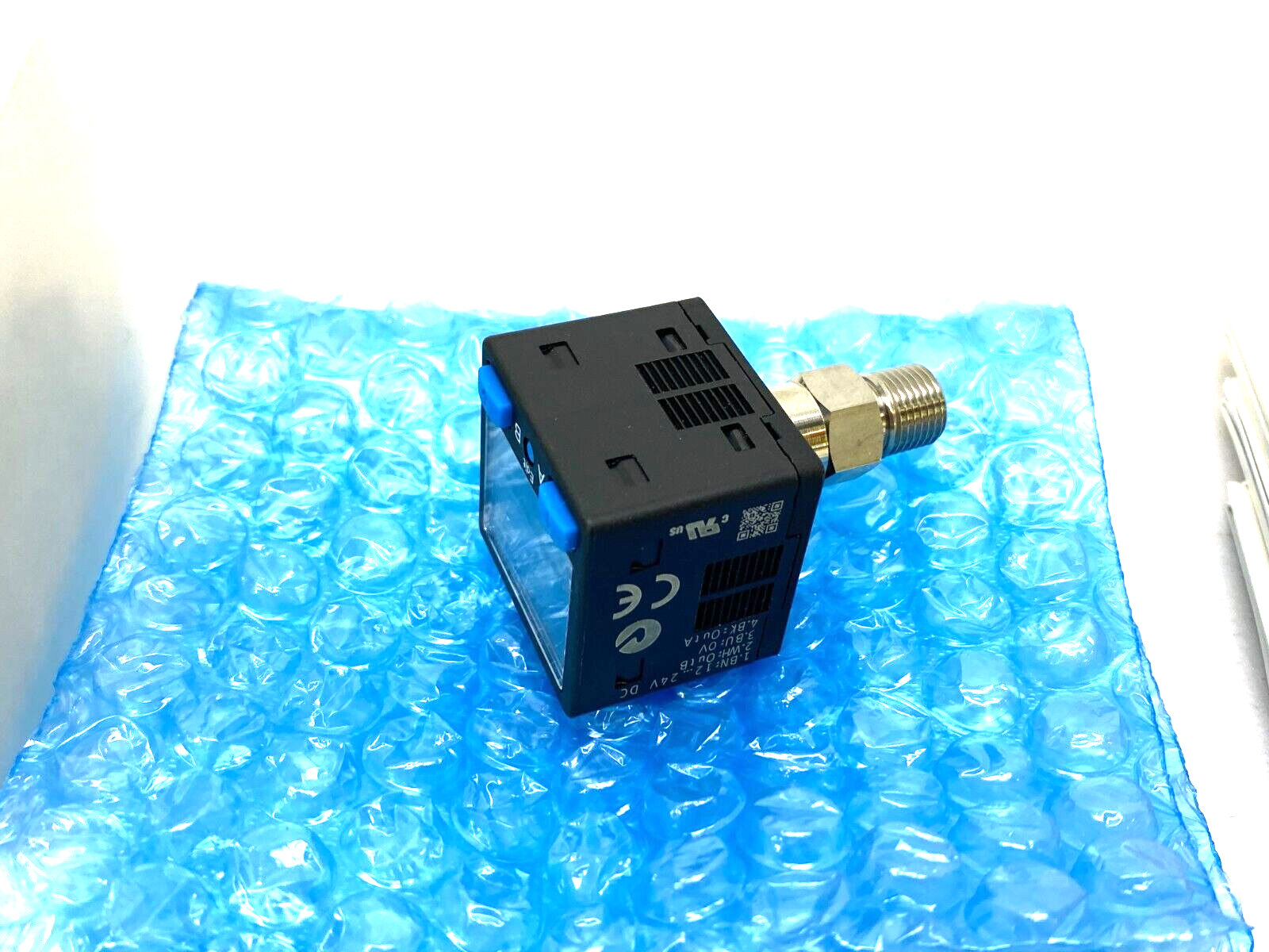 Festo SPAB-P10R-R18-2P-M8 Digital Pressure Sensor 553159 - Maverick Industrial Sales