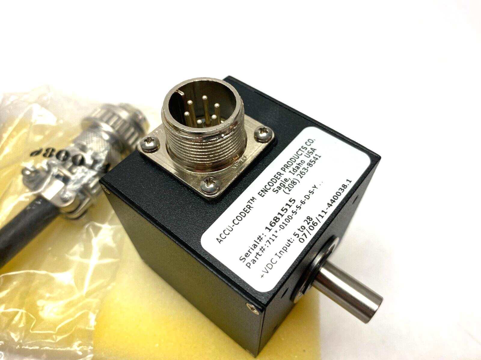 Accu-Coder 711*-0100-S-S-6-D-S-Y Incremental Encoder Dual-Shaft 711*0100S 6-0011 - Maverick Industrial Sales