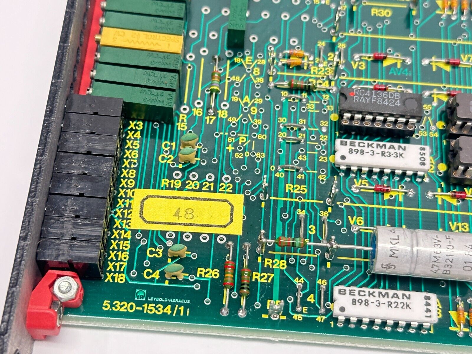 Leybold Heraeus 5.320-1534/1i AV04 PC Board Card 58 073 033 - Maverick Industrial Sales