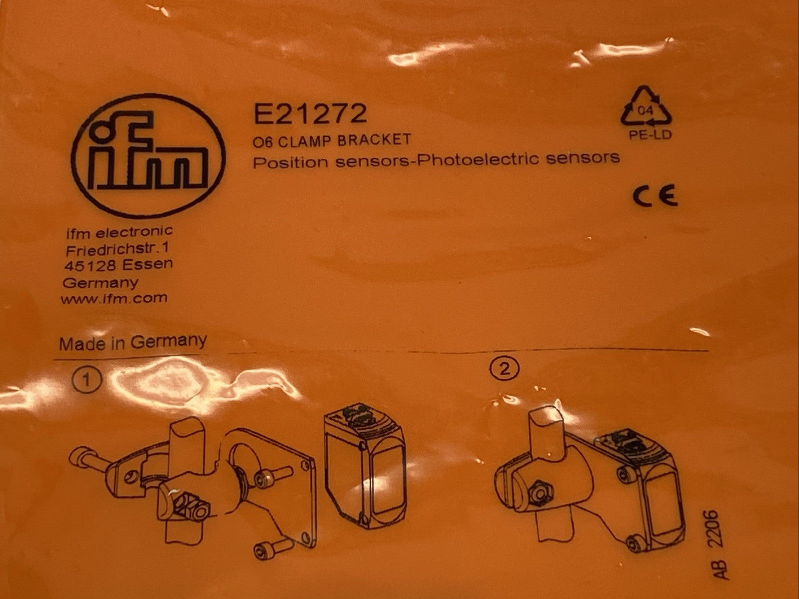 E21272 | ifm O6 Clamp Bracket For Photoelectric Sensors - New - Maverick Industrial Sales