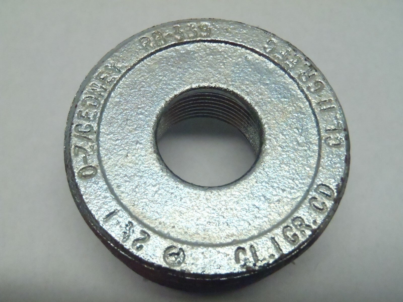 OZ Gedney RB-339 Reducing Bushing Threaded Malleable 2-1/2" x 1" Inch - New - Maverick Industrial Sales
