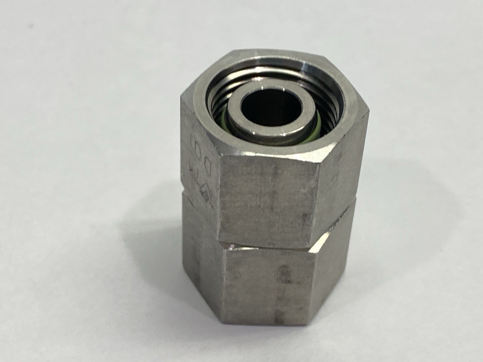 Brennan Industries D6565-L12-L12-SS Swivel Straight SS M18x1.5 - Maverick Industrial Sales