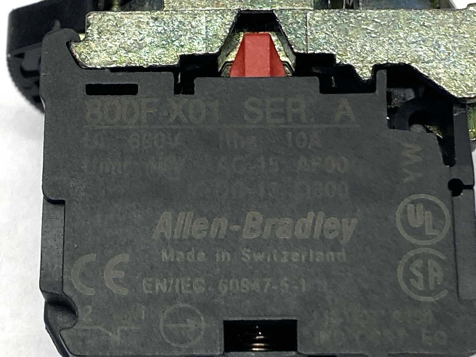 Allen Bradley 800FM-MT34 E-Stop Push Button Twist to Release 22mm - Maverick Industrial Sales
