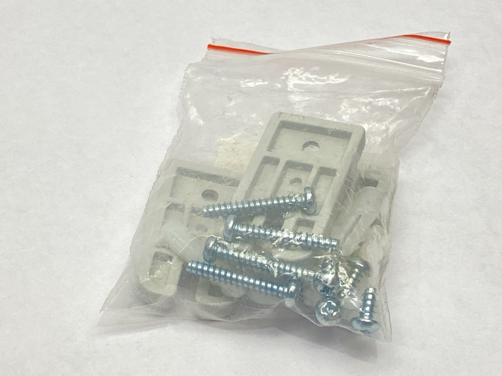 Hammond Manufacturing MF0050 Polycarbonate Mounting Feet For RP Series LOT OF 5 - Maverick Industrial Sales