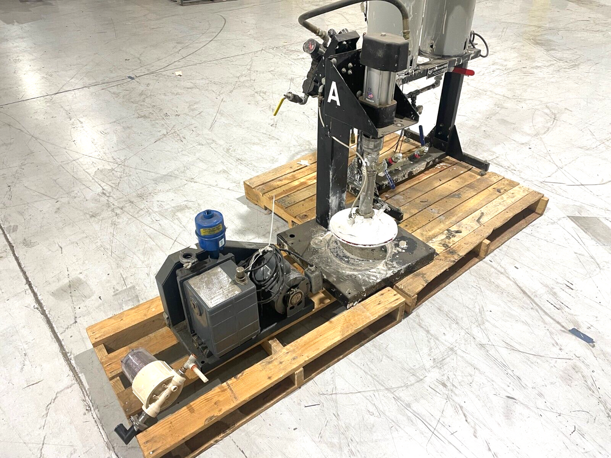 | Liquid Control Tanks ARO 651605 Pump, Welch Duo-Seal Vacuum, Silicone Dispensing - Used - Maverick Industrial Sales