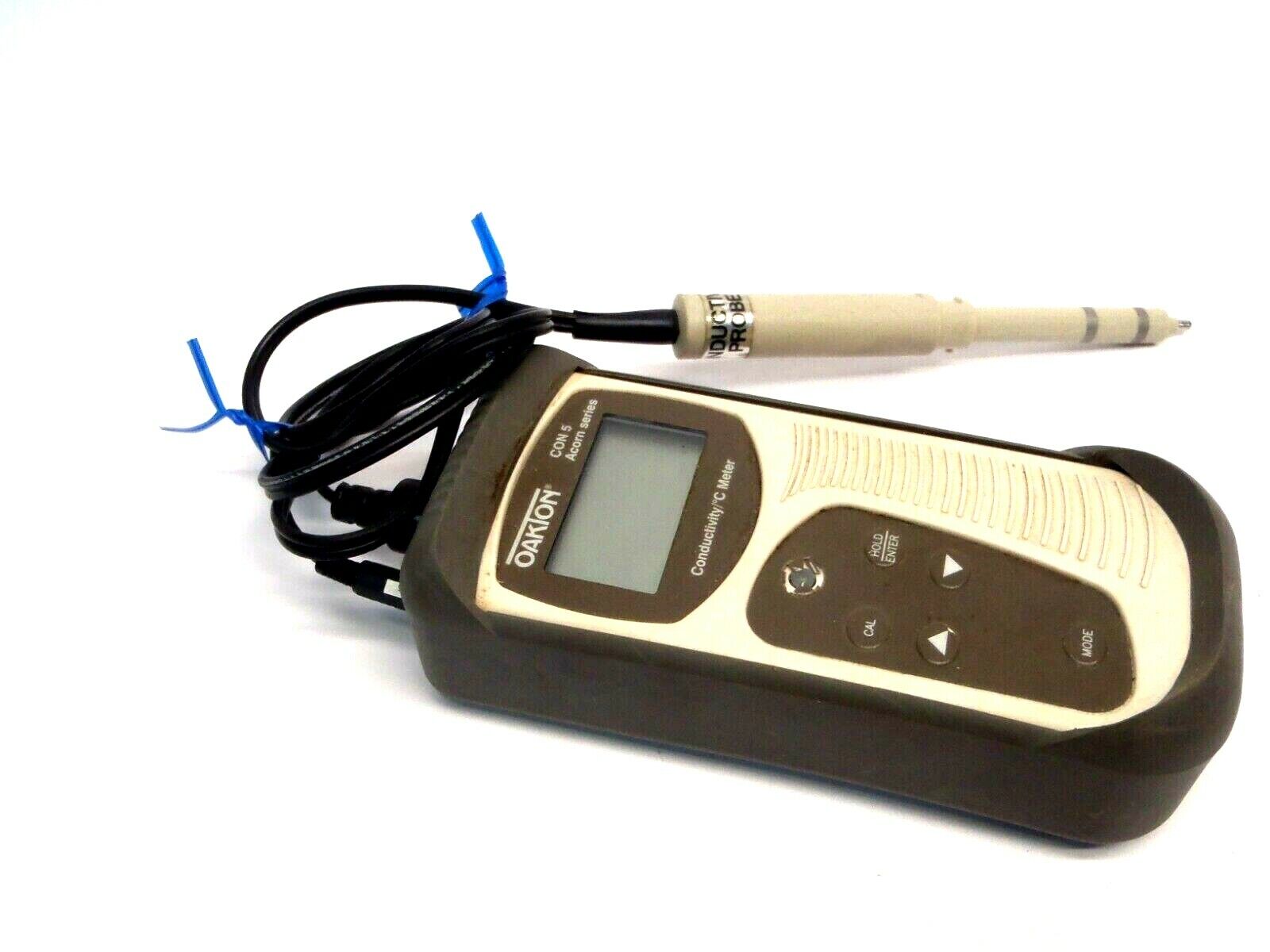 Oakton Con5 Handheld Conductivity Meter With Probe - Maverick Industrial Sales