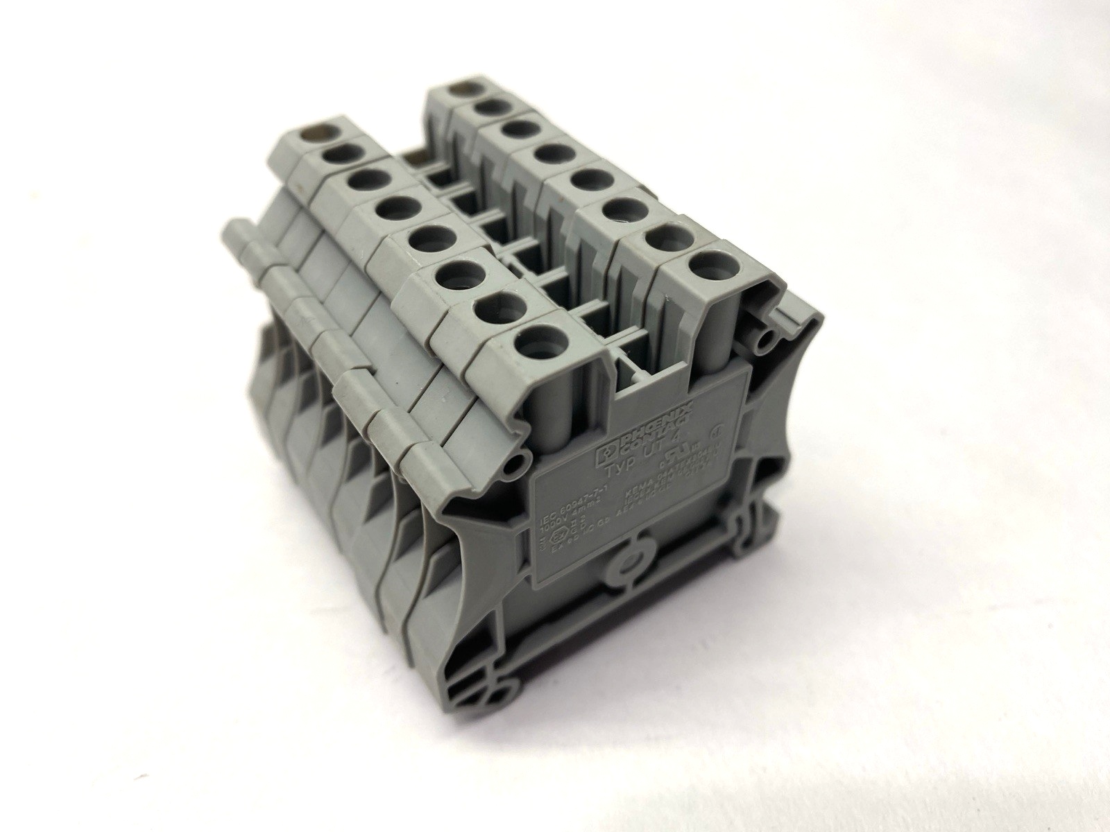 Phoenix Contact UT 4 Feed-Through Terminal Block 3044102 LOT OF 8 - Maverick Industrial Sales