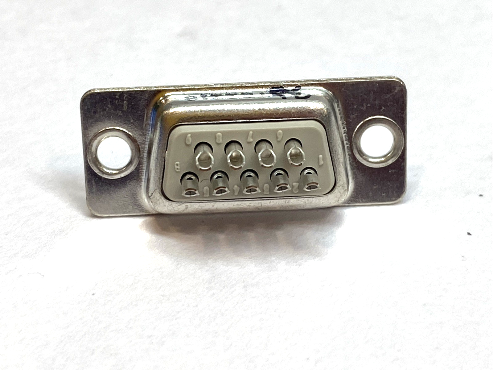 3‑1393483‑8 | AMP D‑Sub Receptacle 9‑Pole LOT OF 24 - New - Maverick Industrial Sales