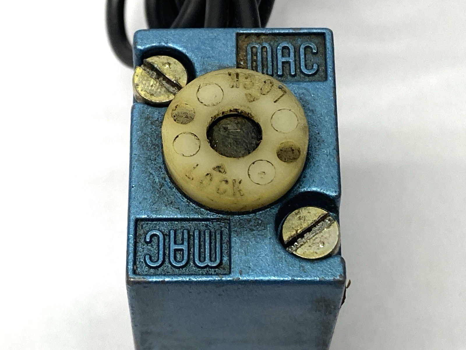 N/A | MAC Valves Solenoid Coil 25-150PSI 8.5W 24VDC - Used - Maverick Industrial Sales