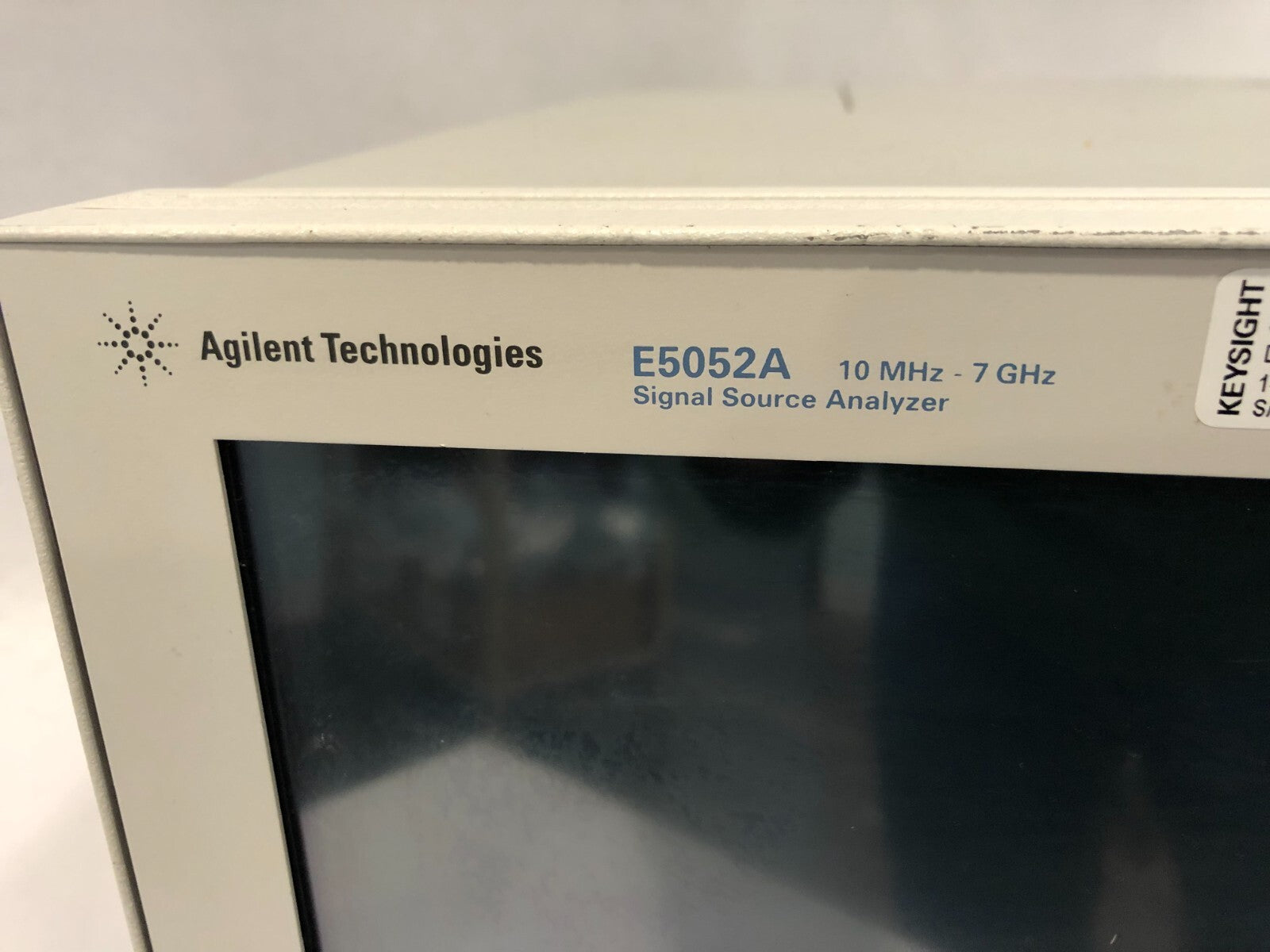 47718033