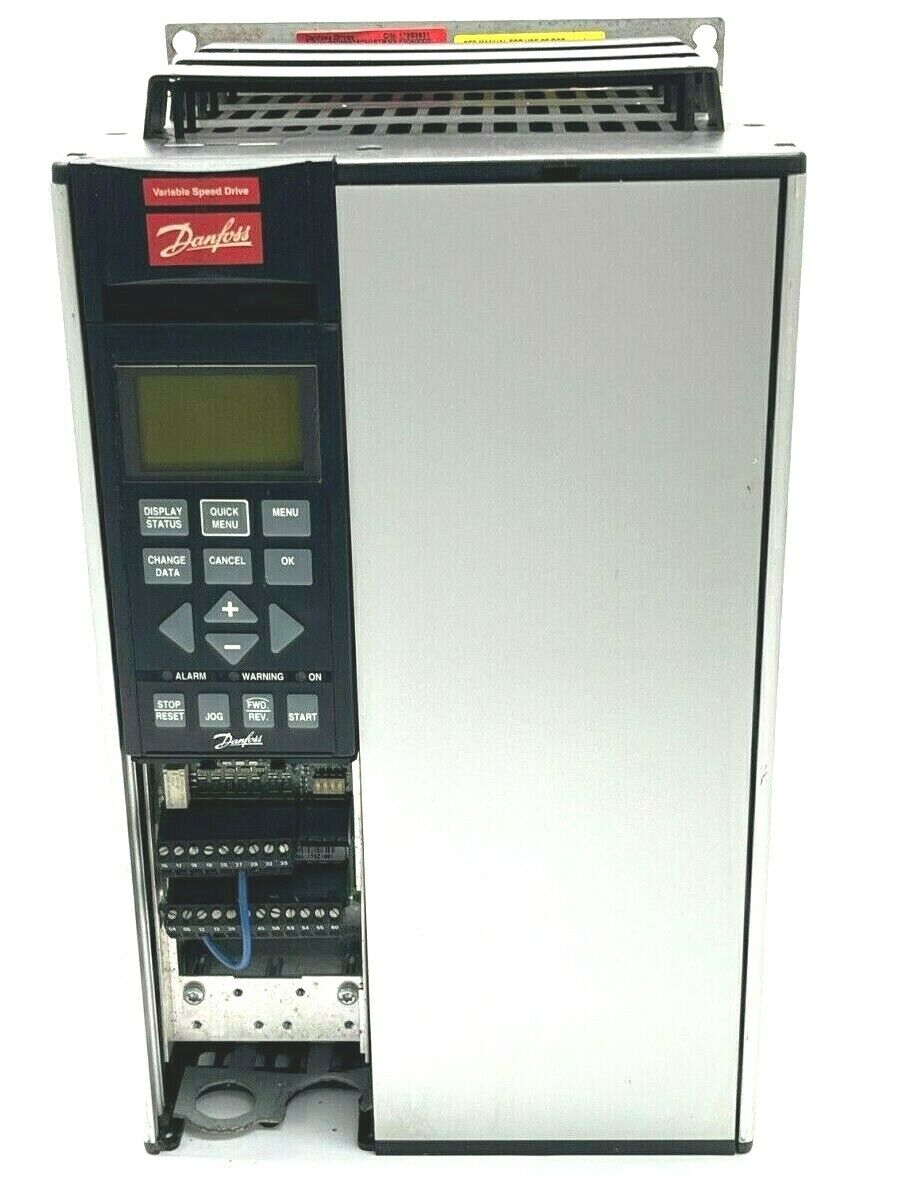 Danfoss VLT5006PT5CN1STR3DLF20A00C0 VLT 5006 Variable Speed Drive 5HP NO COVER - Maverick Industrial Sales