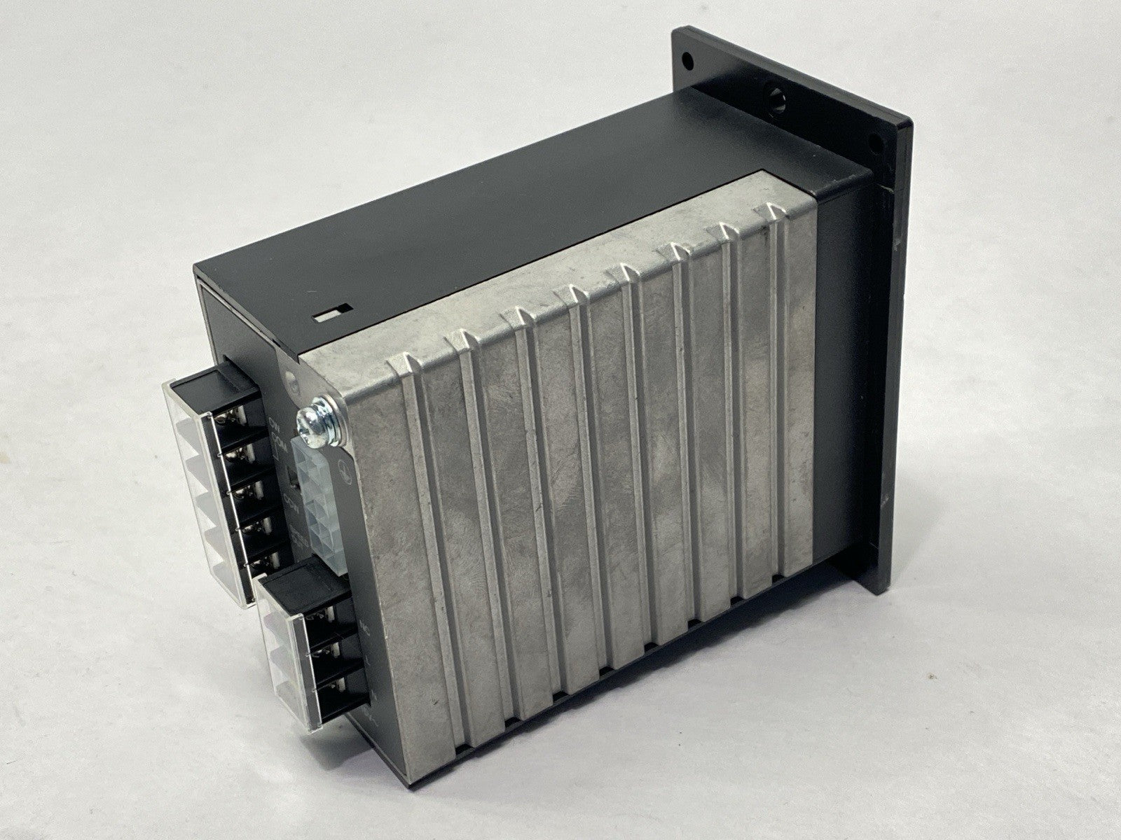 AXUD10A | Oriental Motor Speed Controller 0.7A 100-115V 50/60Hz - Used - Maverick Industrial Sales