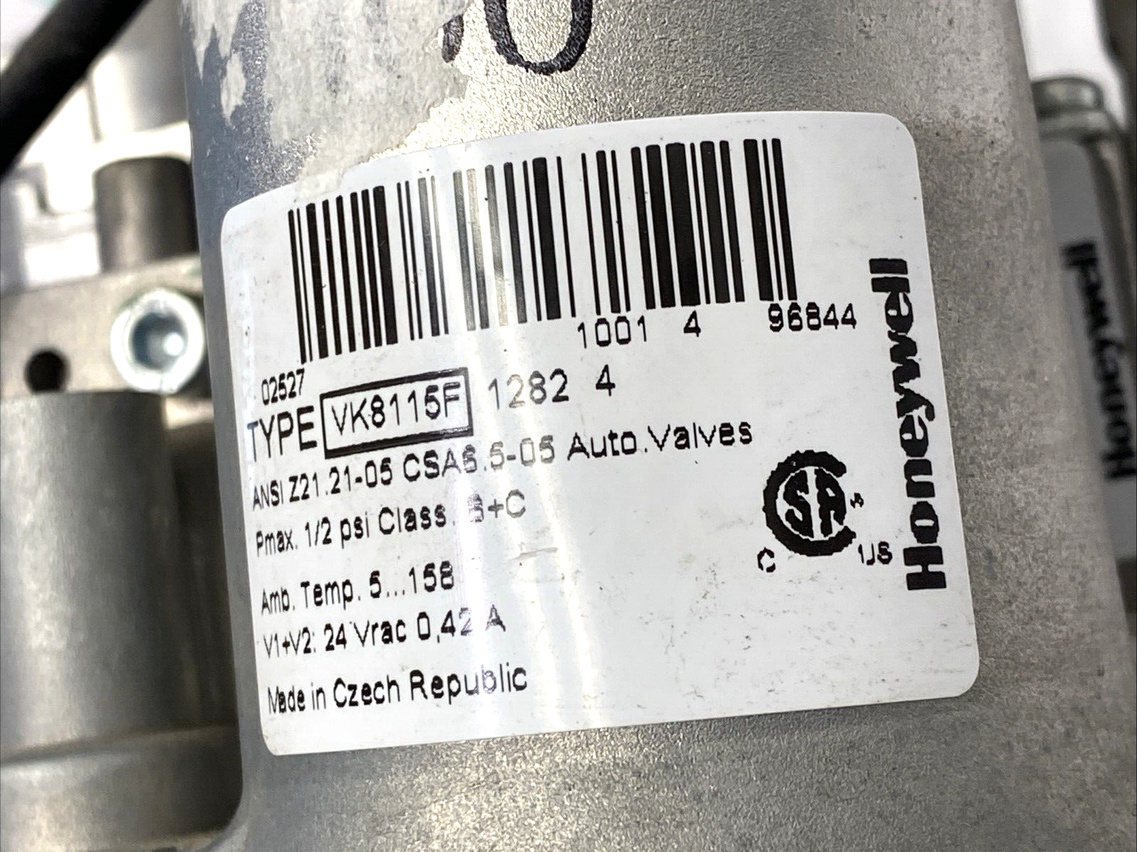 Honeywell VK8115F Natural Gas Valve Assembly w/ Ebmpapst RG148/1200-3612-010201 - Maverick Industrial Sales