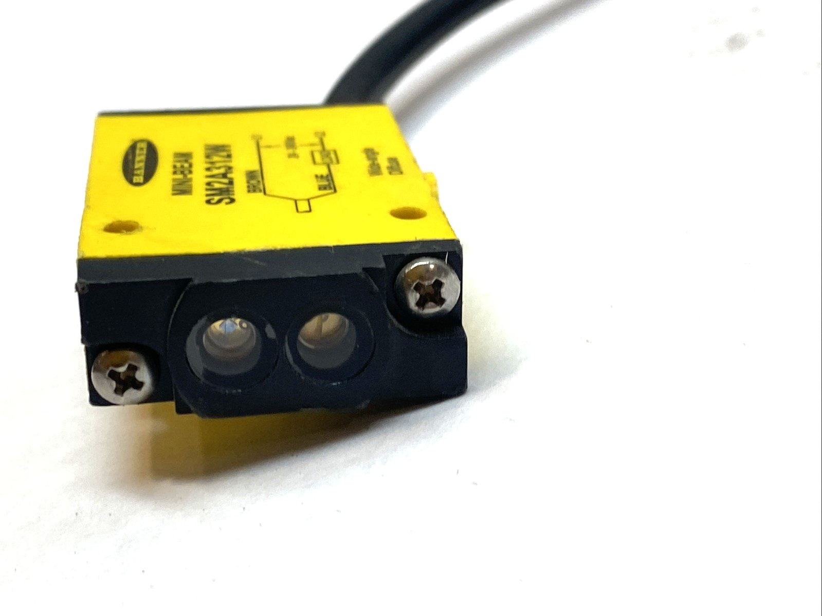 SM2A312W | Banner Mini-Beam Photoelectric Sensor 24–240 VAC Diffuse 130mm - Used - Maverick Industrial Sales