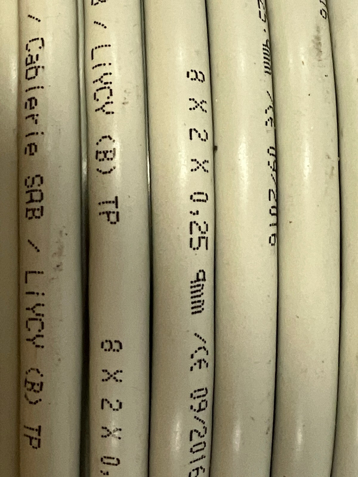 SAB 3450825 Multiconductor Cable, 8PR, 24AWG , 14x34 PVC 90' FT - Maverick Industrial Sales