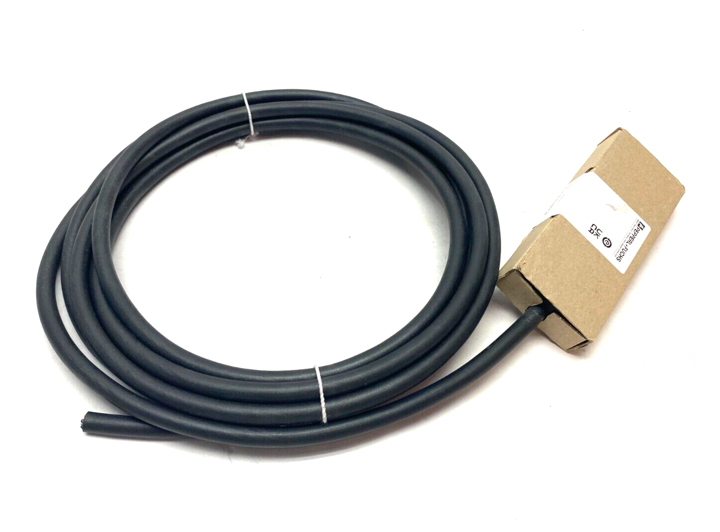 Pepperl+Fuchs V1-8/16A-E2-5M-PUR Twin Config Octuple Splitter JunctionBox 259979 - Maverick Industrial Sales